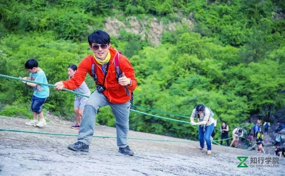 悬崖速降.jpg 悬崖速降.jpg