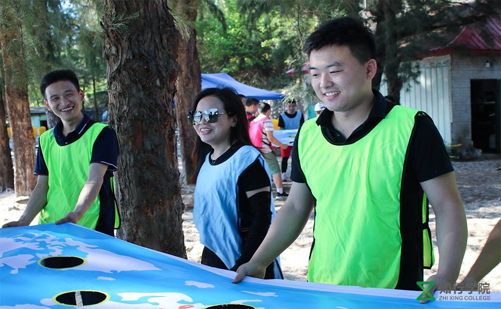 深圳科电贸易巽寮湾团建环游世界.jpg 深圳科电贸易巽寮湾团建环游世界.jpg