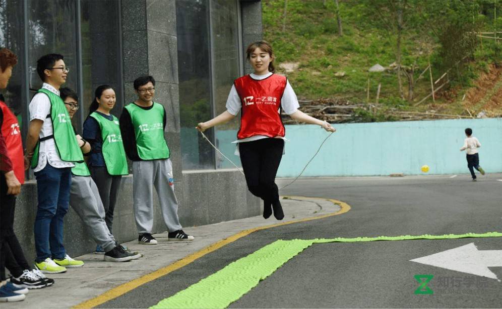 疯狂指压板.jpg 疯狂指压板.jpg