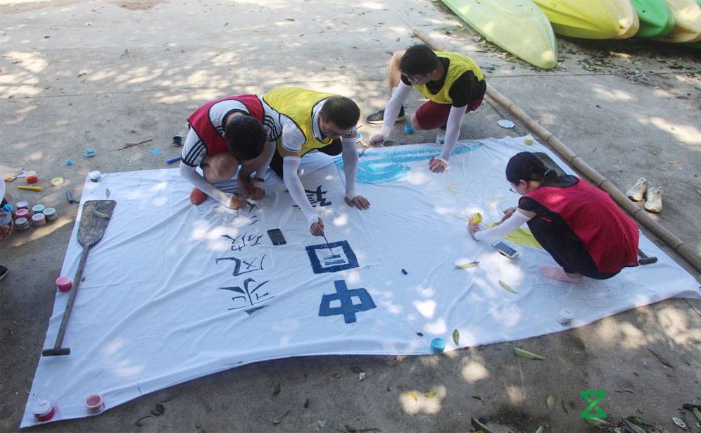 深圳拓展、深圳团建、深圳拓展公司、深圳趣味团建、深圳大航海主题团建、制作船帆.jpg