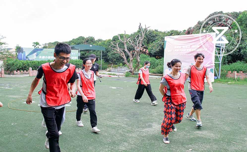 东莞迪芬尼团建活动，惠州知行大富翁主题团建.jpg