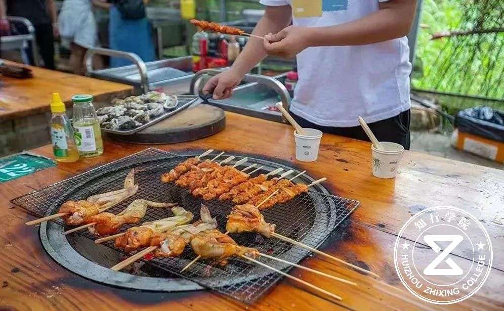 深圳凤凰谷烧烤.jpg