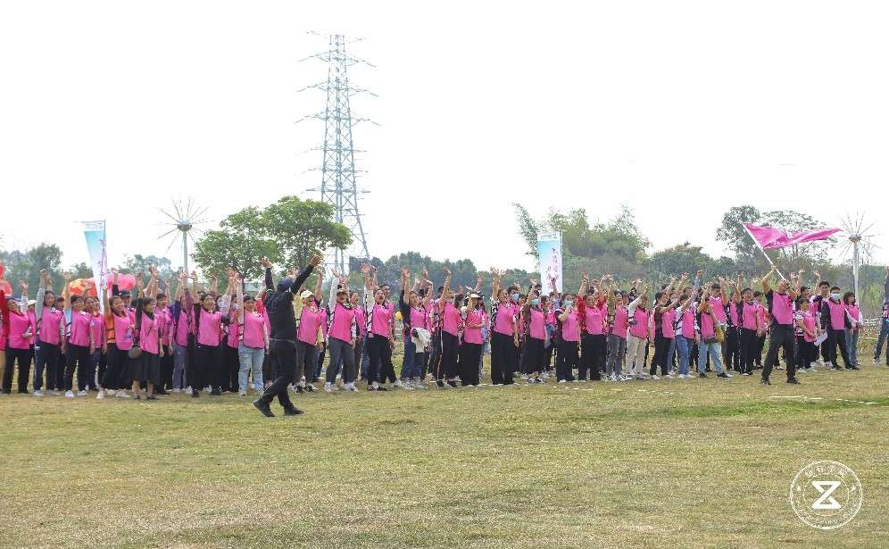 高铭电子团建3.jpg