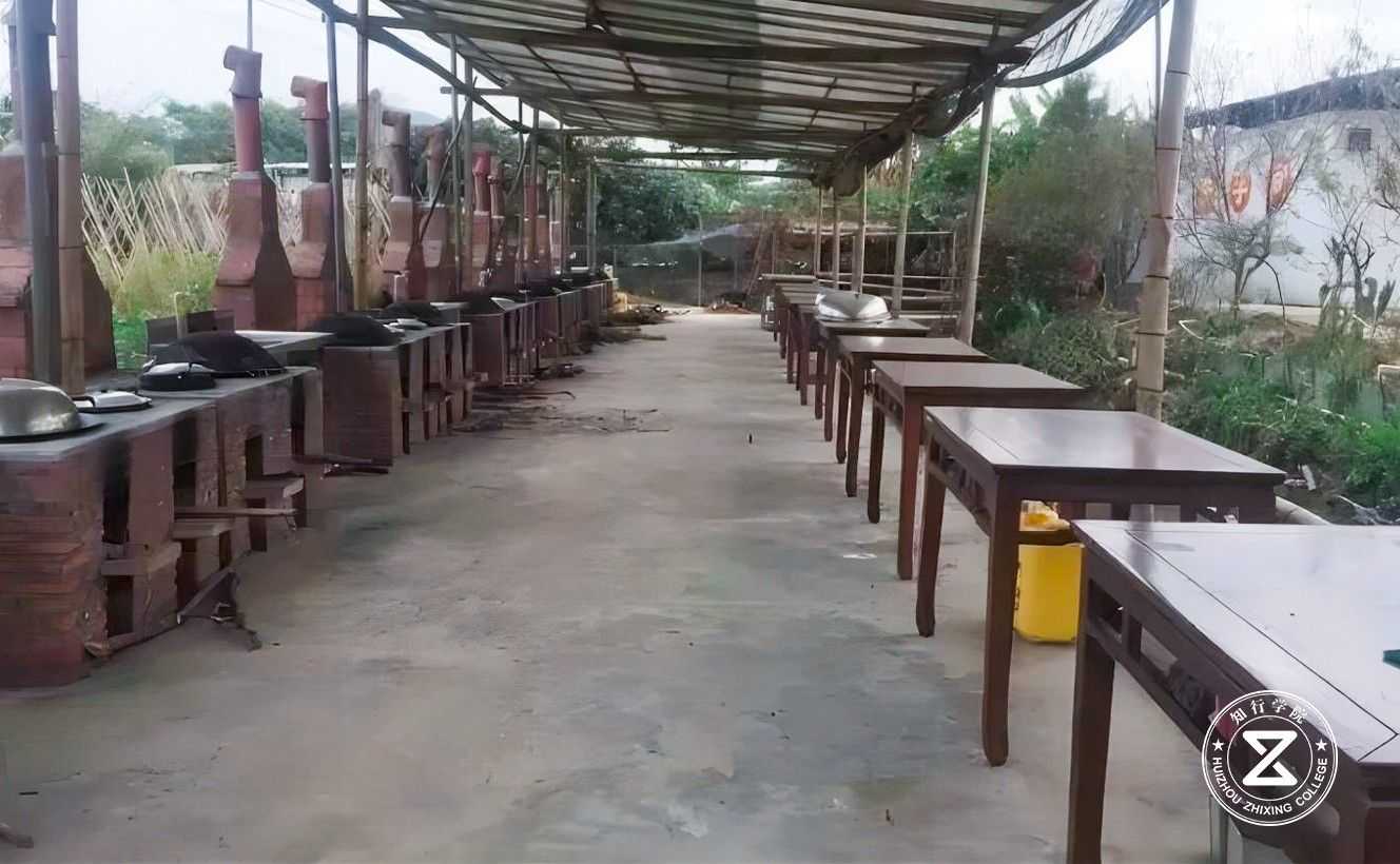 东莞虎门萤火虫拓展训练基地5.jpg