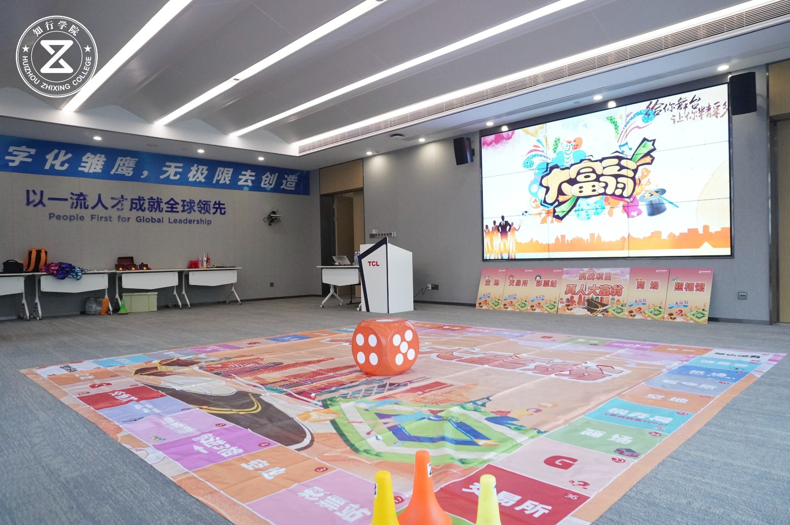 ZHC00003.JPG ZHC00003.JPG